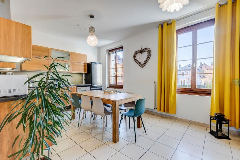 Vecchia Citta Cote Vieille Ville # Yolo Alp Home Annecy Exterior foto